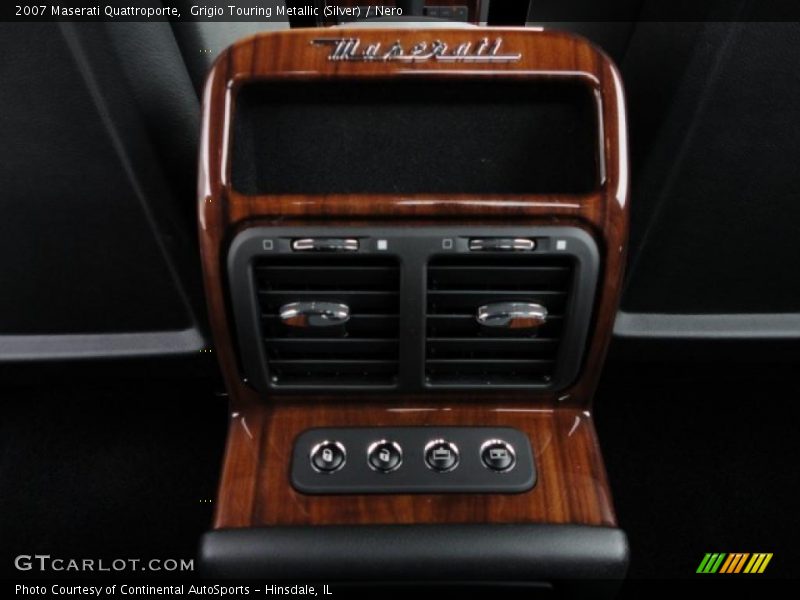 Controls of 2007 Quattroporte 