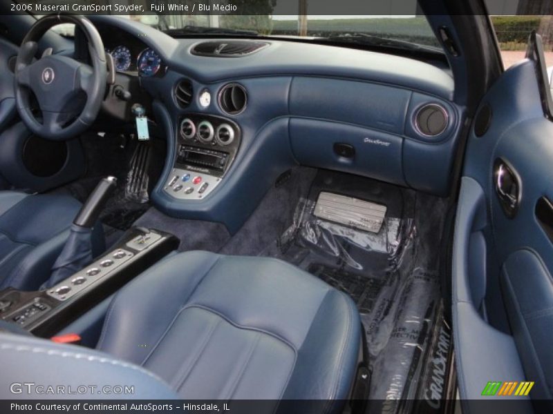  2006 GranSport Spyder Blu Medio Interior