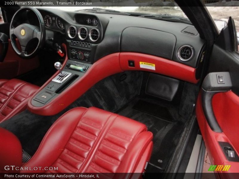  2000 550 Maranello Bordeaux Interior