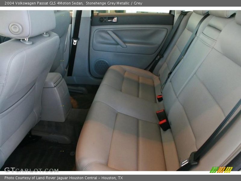 Stonehenge Grey Metallic / Grey 2004 Volkswagen Passat GLS 4Motion Sedan