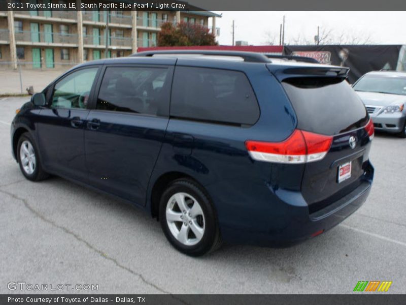 South Pacific Blue Pearl / Light Gray 2011 Toyota Sienna LE