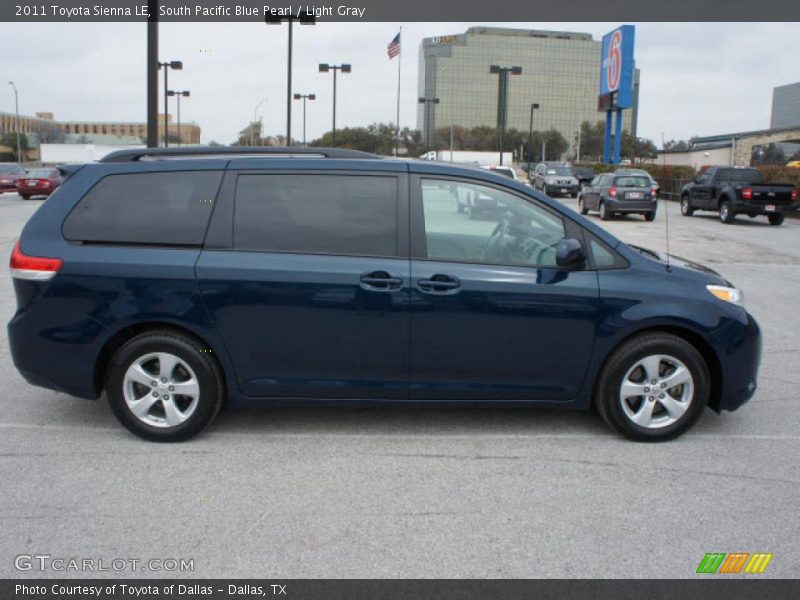 South Pacific Blue Pearl / Light Gray 2011 Toyota Sienna LE