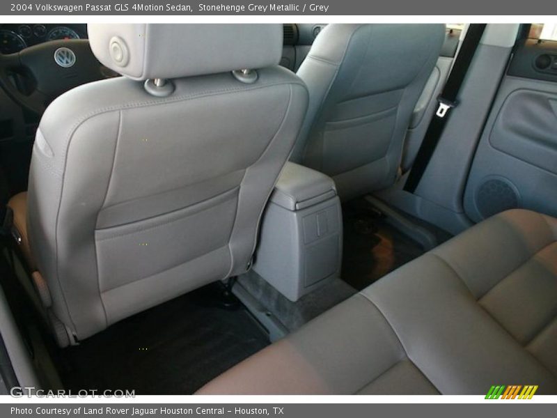 Stonehenge Grey Metallic / Grey 2004 Volkswagen Passat GLS 4Motion Sedan