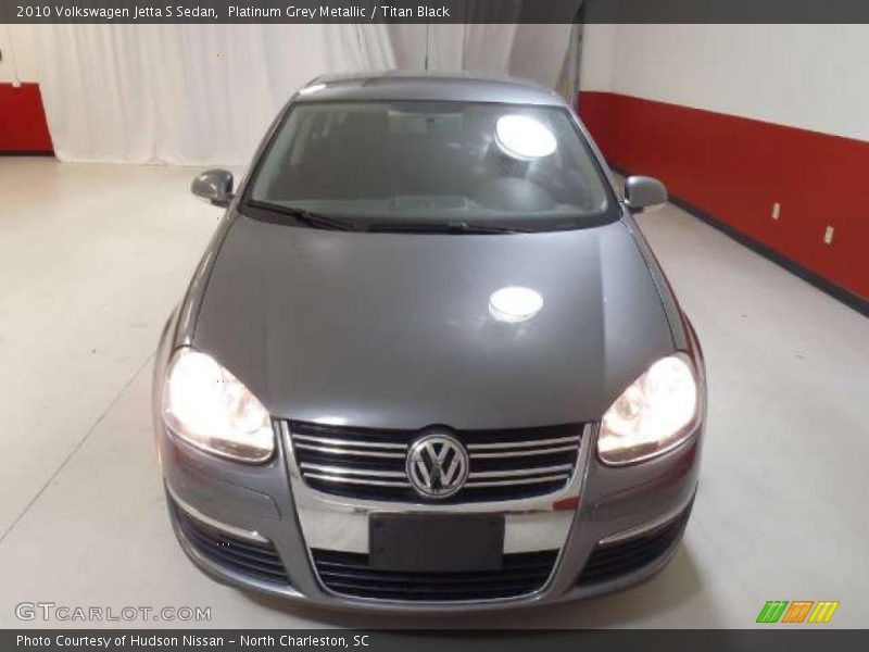 Platinum Grey Metallic / Titan Black 2010 Volkswagen Jetta S Sedan