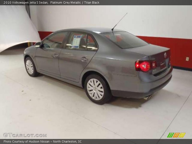 Platinum Grey Metallic / Titan Black 2010 Volkswagen Jetta S Sedan