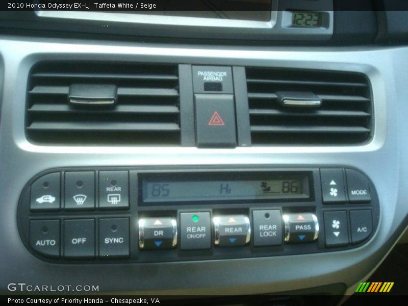 Taffeta White / Beige 2010 Honda Odyssey EX-L