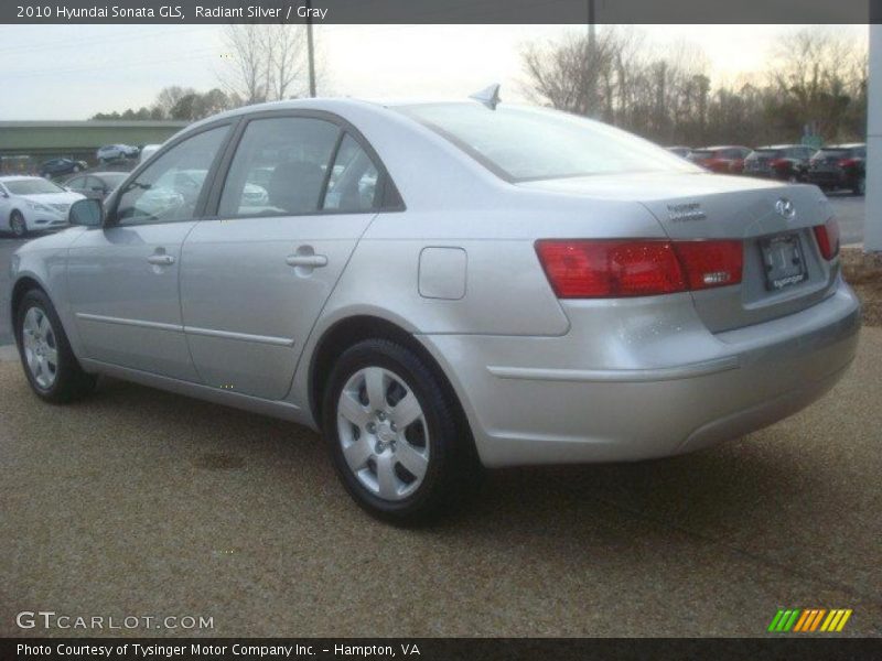Radiant Silver / Gray 2010 Hyundai Sonata GLS