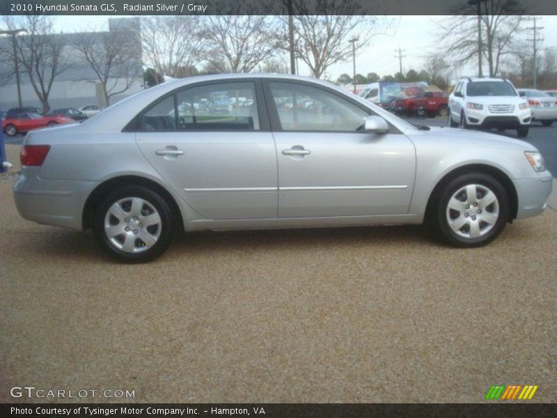 Radiant Silver / Gray 2010 Hyundai Sonata GLS