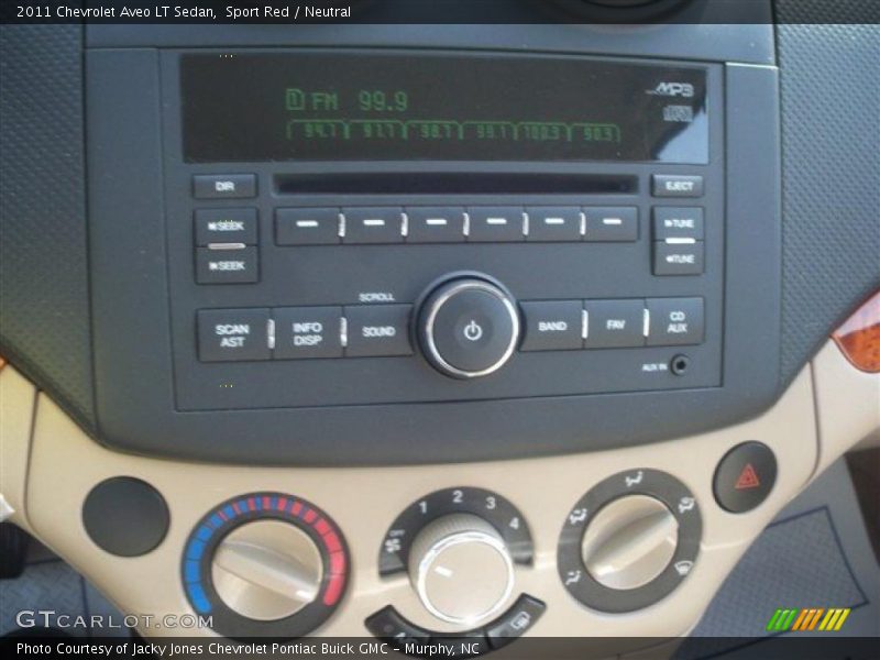 Controls of 2011 Aveo LT Sedan