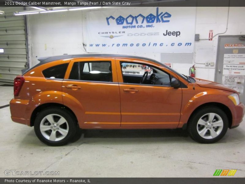 Mango Tango Pearl / Dark Slate Gray 2011 Dodge Caliber Mainstreet