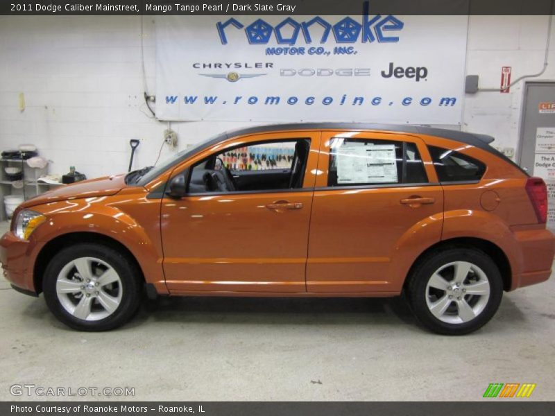 Mango Tango Pearl / Dark Slate Gray 2011 Dodge Caliber Mainstreet
