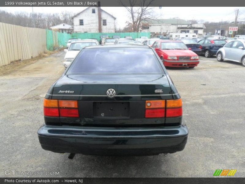 Uni Black / Beige 1999 Volkswagen Jetta GL Sedan