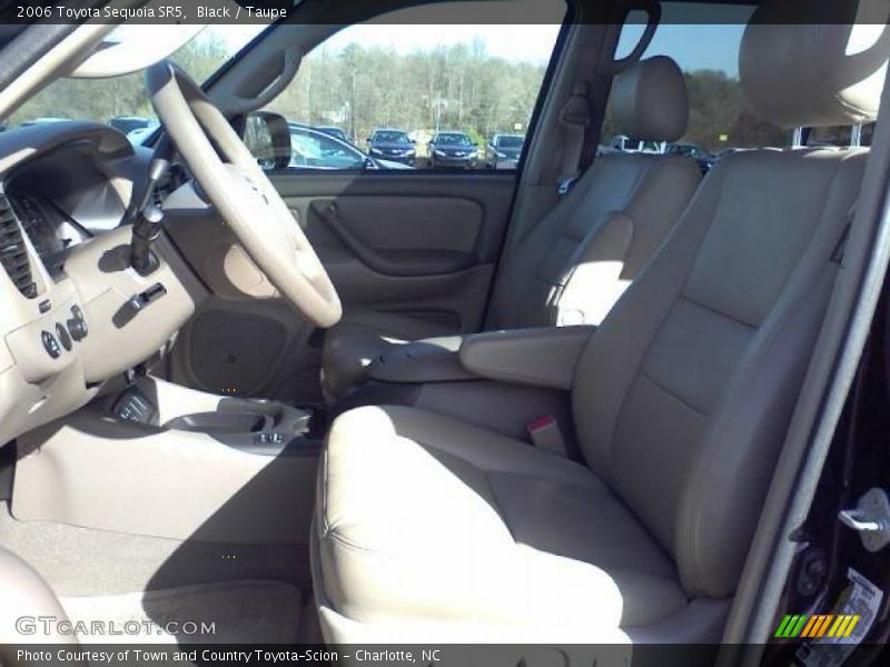 Black / Taupe 2006 Toyota Sequoia SR5