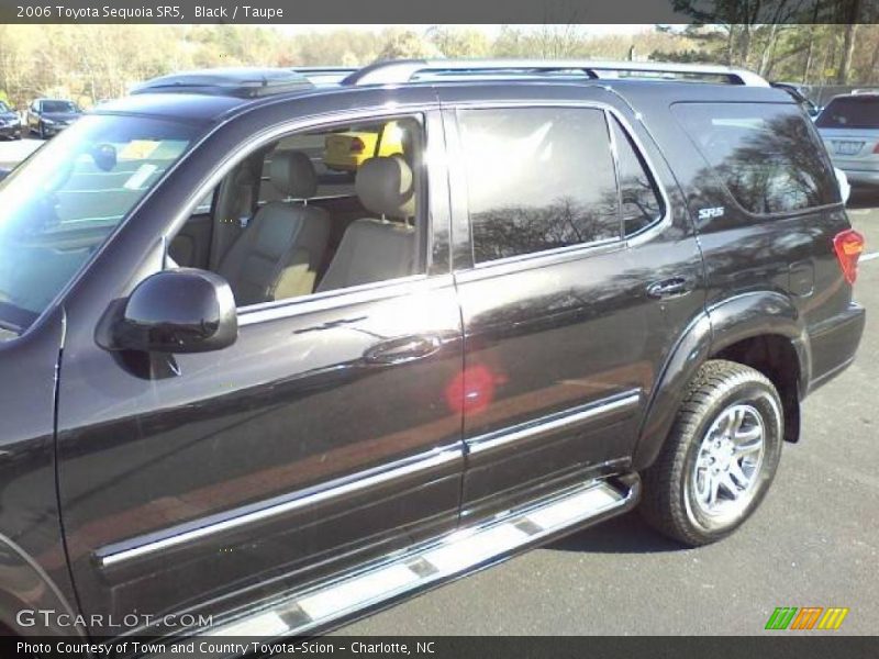 Black / Taupe 2006 Toyota Sequoia SR5