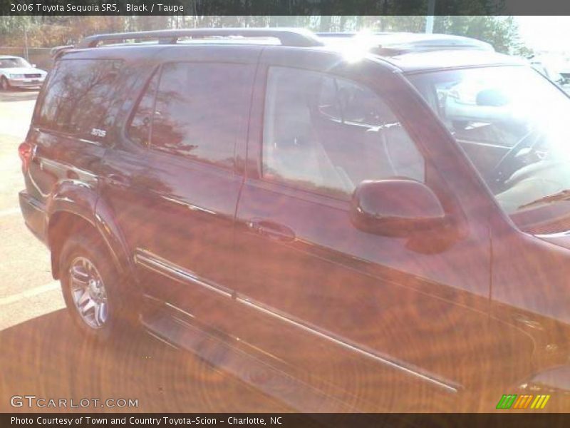 Black / Taupe 2006 Toyota Sequoia SR5