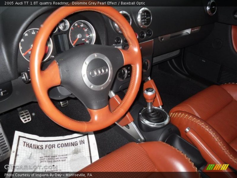 Dashboard of 2005 TT 1.8T quattro Roadster