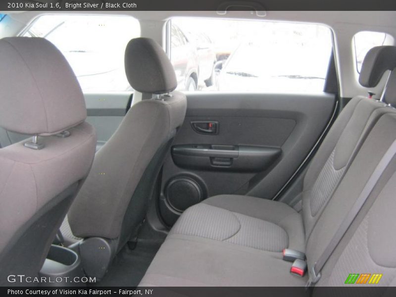 Bright Silver / Black Cloth 2010 Kia Soul 1.6