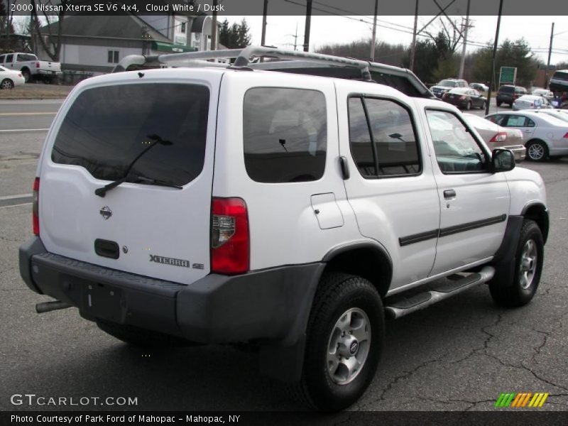 Cloud White / Dusk 2000 Nissan Xterra SE V6 4x4