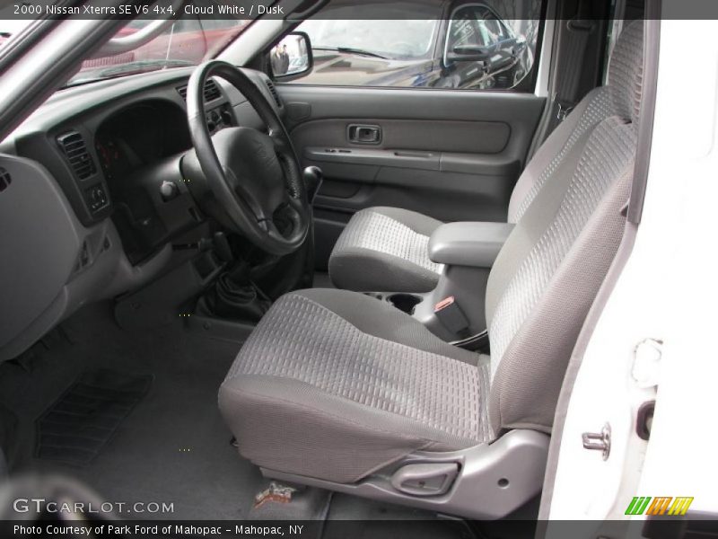  2000 Xterra SE V6 4x4 Dusk Interior