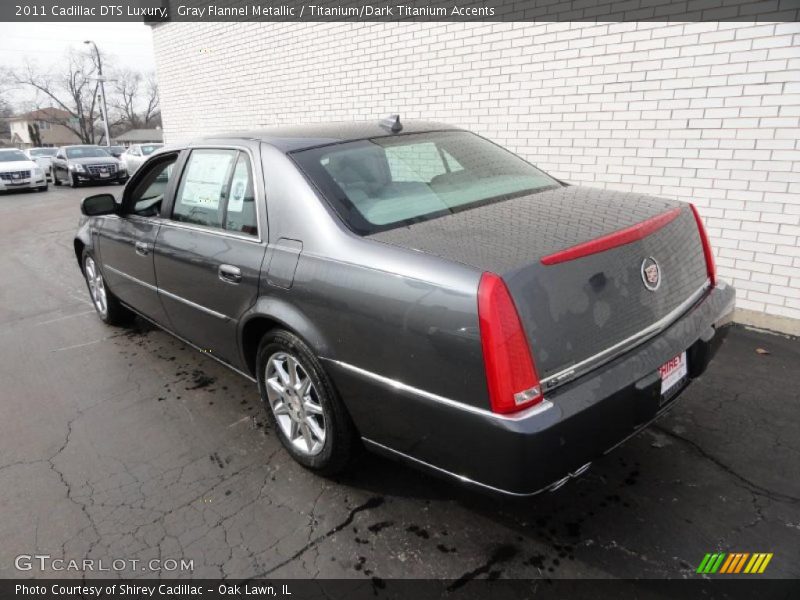 Gray Flannel Metallic / Titanium/Dark Titanium Accents 2011 Cadillac DTS Luxury