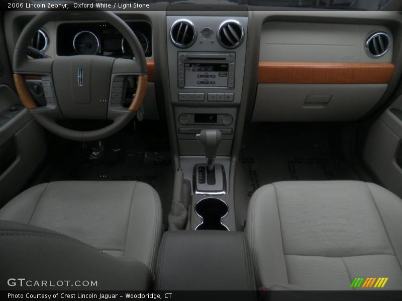 Oxford White / Light Stone 2006 Lincoln Zephyr