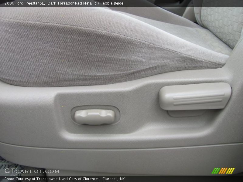 Dark Toreador Red Metallic / Pebble Beige 2006 Ford Freestar SE