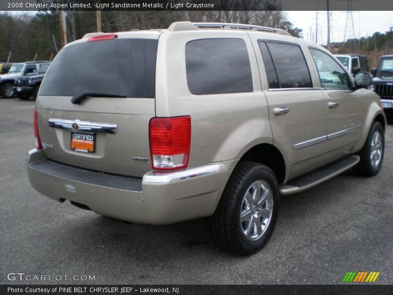 Light Sandstone Metallic / Light Graystone 2008 Chrysler Aspen Limited