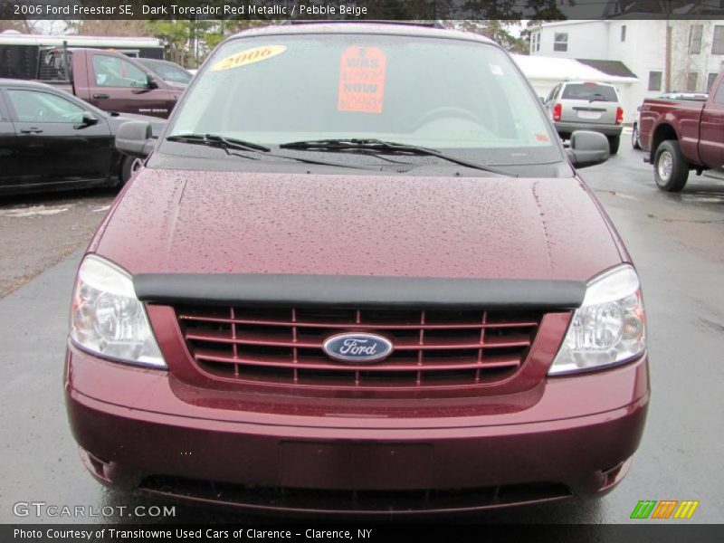 Dark Toreador Red Metallic / Pebble Beige 2006 Ford Freestar SE