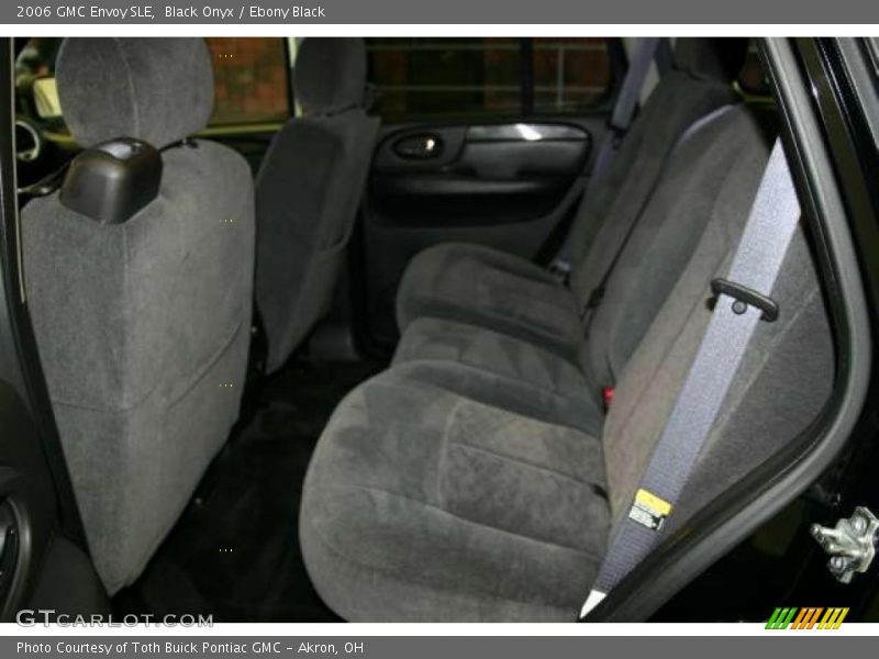 Black Onyx / Ebony Black 2006 GMC Envoy SLE