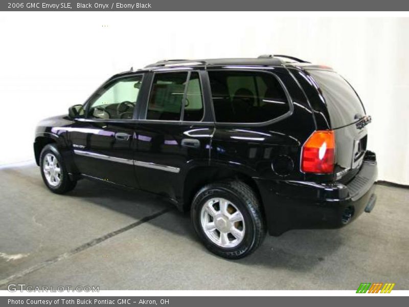 Black Onyx / Ebony Black 2006 GMC Envoy SLE