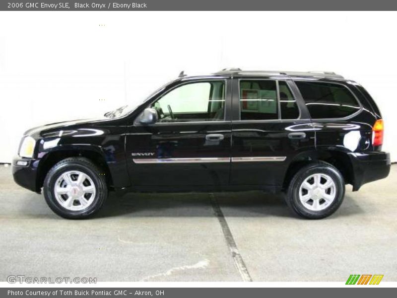 Black Onyx / Ebony Black 2006 GMC Envoy SLE