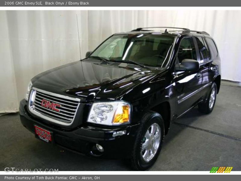 Black Onyx / Ebony Black 2006 GMC Envoy SLE
