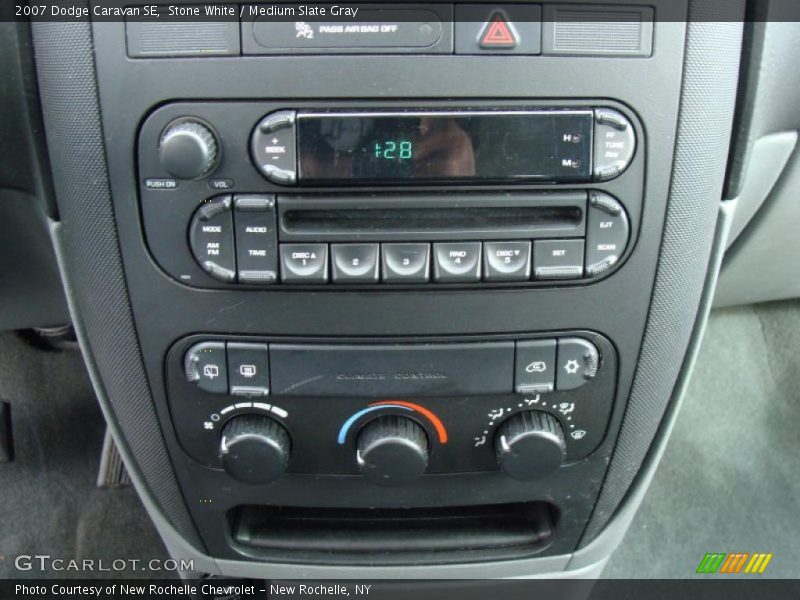 Controls of 2007 Caravan SE