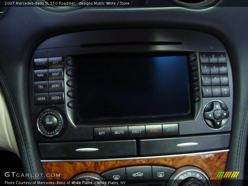Controls of 2007 SL 550 Roadster