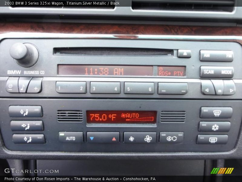 Controls of 2003 3 Series 325xi Wagon