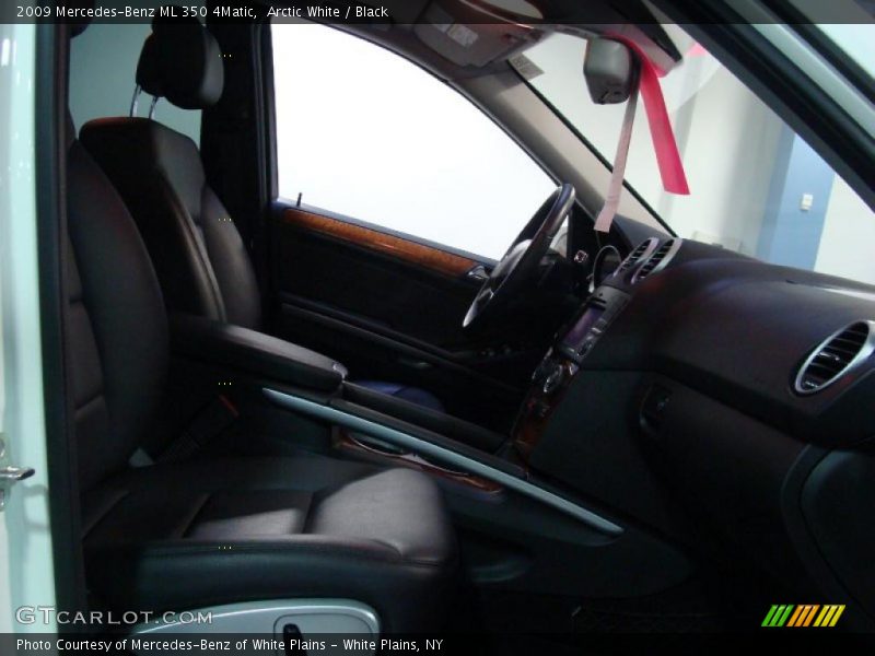 Arctic White / Black 2009 Mercedes-Benz ML 350 4Matic