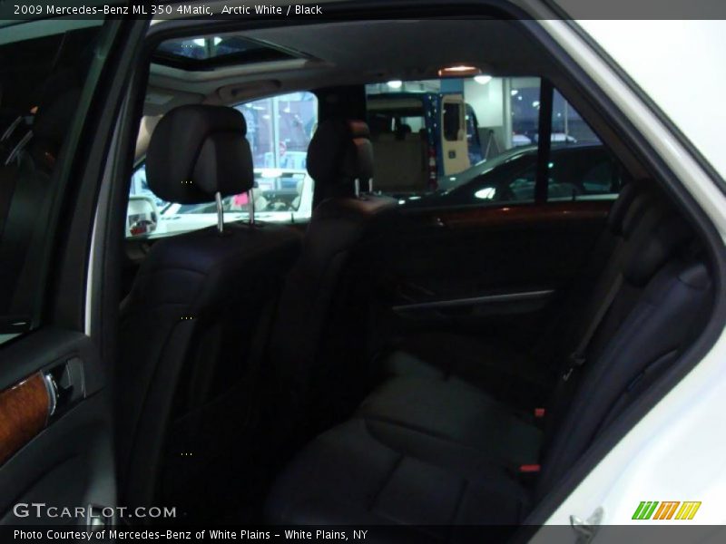Arctic White / Black 2009 Mercedes-Benz ML 350 4Matic