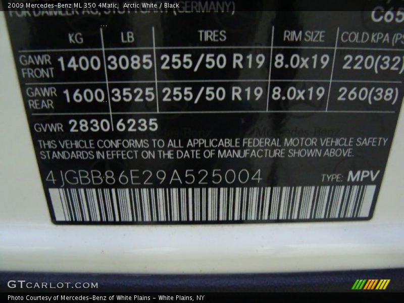 Arctic White / Black 2009 Mercedes-Benz ML 350 4Matic
