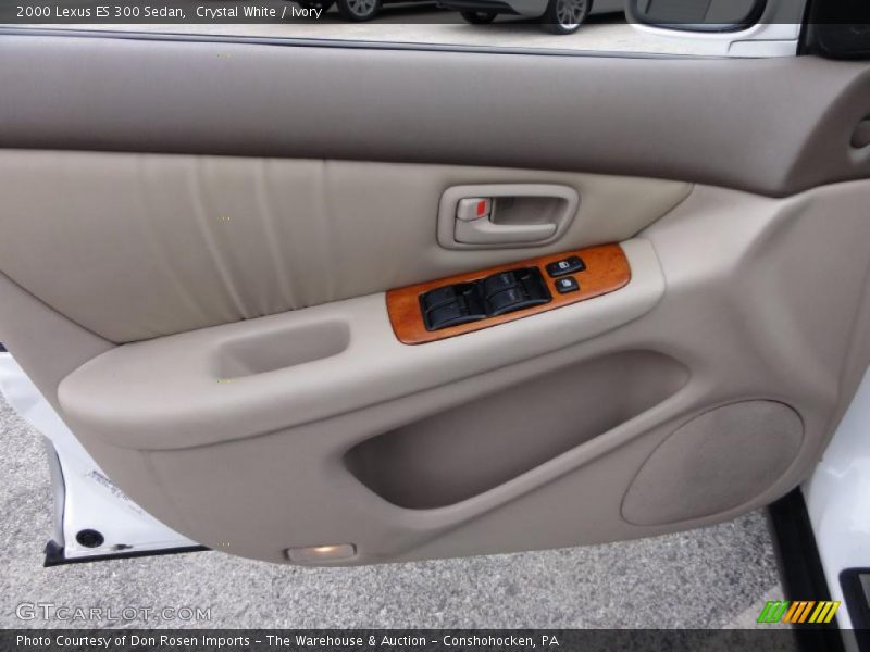 Crystal White / Ivory 2000 Lexus ES 300 Sedan