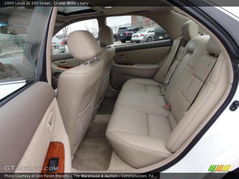 Crystal White / Ivory 2000 Lexus ES 300 Sedan