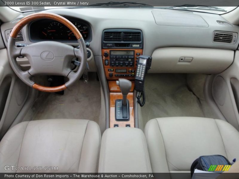 Crystal White / Ivory 2000 Lexus ES 300 Sedan