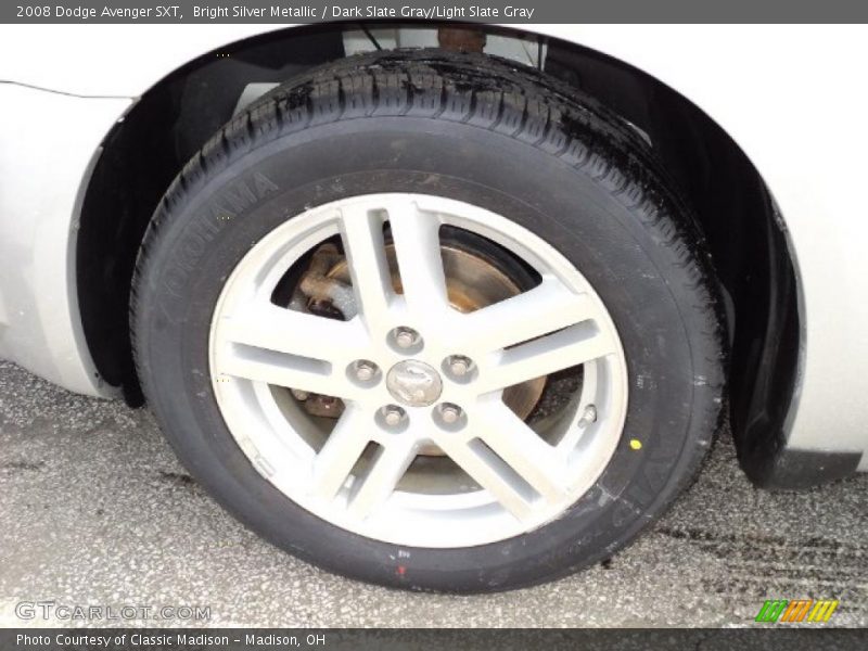Bright Silver Metallic / Dark Slate Gray/Light Slate Gray 2008 Dodge Avenger SXT