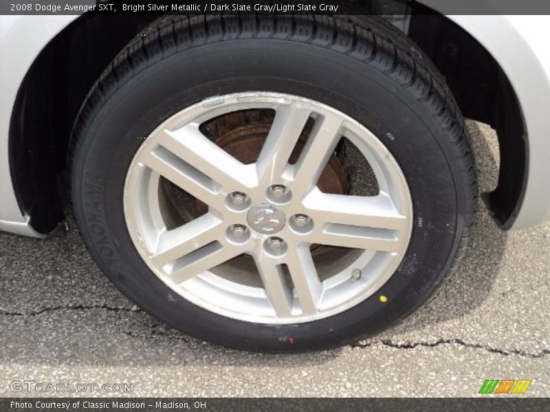 Bright Silver Metallic / Dark Slate Gray/Light Slate Gray 2008 Dodge Avenger SXT