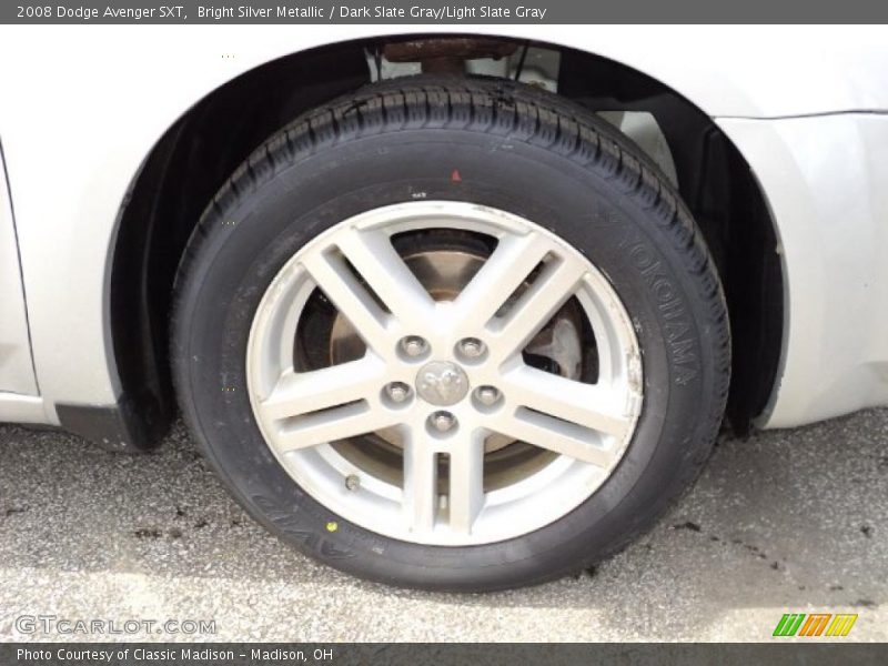 Bright Silver Metallic / Dark Slate Gray/Light Slate Gray 2008 Dodge Avenger SXT
