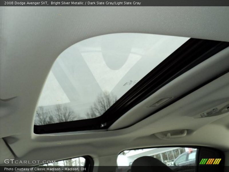 Bright Silver Metallic / Dark Slate Gray/Light Slate Gray 2008 Dodge Avenger SXT