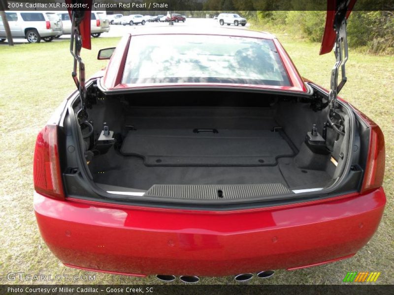  2004 XLR Roadster Trunk