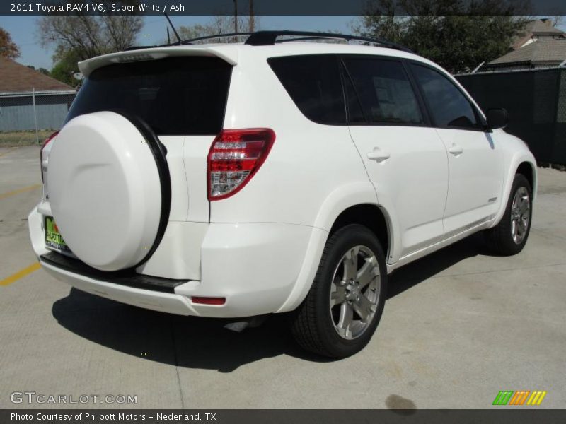 Super White / Ash 2011 Toyota RAV4 V6