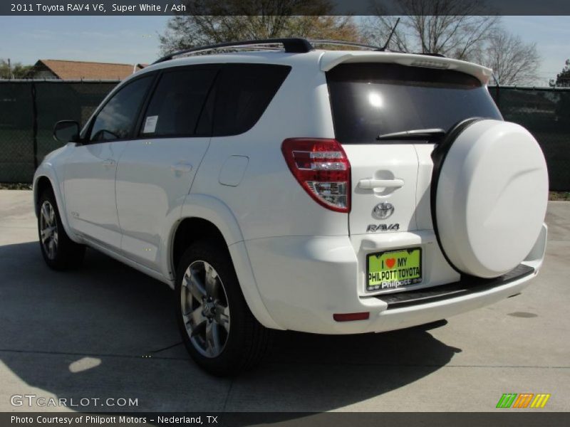 Super White / Ash 2011 Toyota RAV4 V6