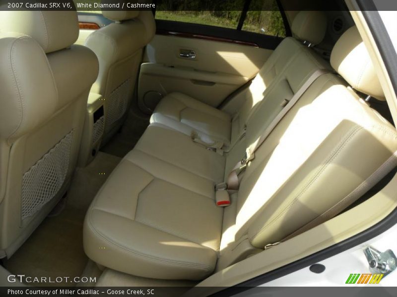 White Diamond / Cashmere 2007 Cadillac SRX V6