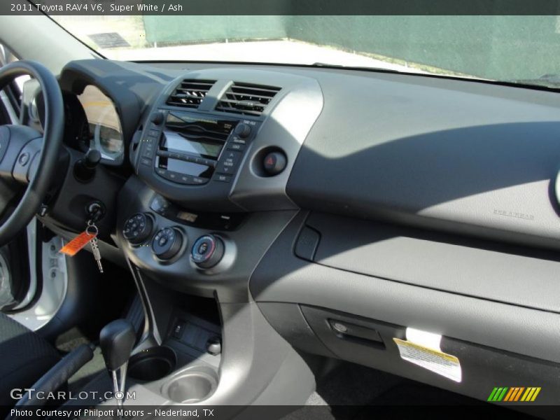 Super White / Ash 2011 Toyota RAV4 V6